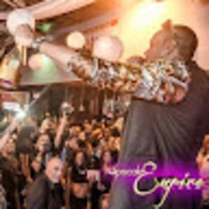 Meet your Posher, Kenyon